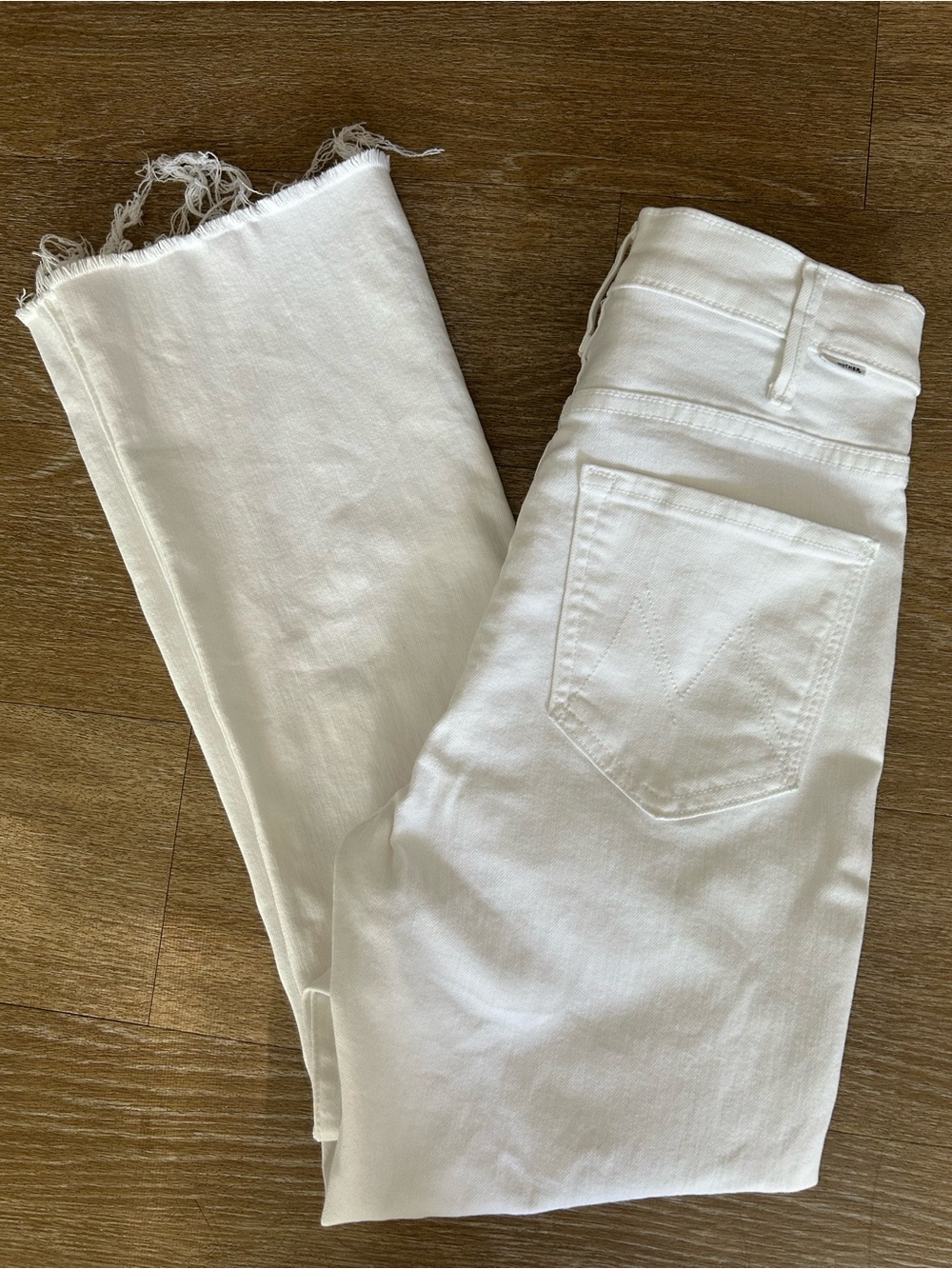 MOTHER The Hustler Ankle Fray White Denim Jeans Frayed Hem Fairest of them All